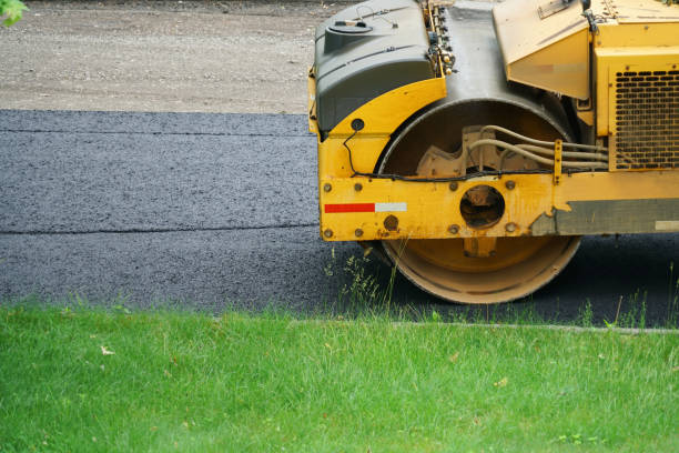 Best Asphalt Driveway Installation  in Phoenix, IL